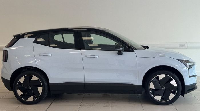 Volvo EX30 2026