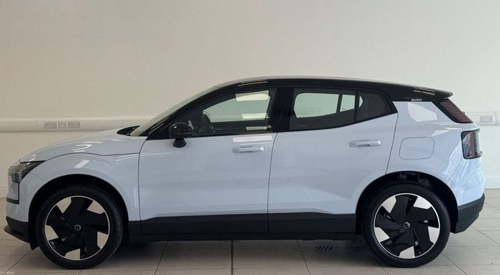 Volvo EX30 2026