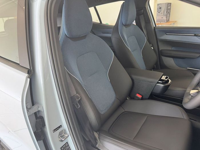 Volvo EX30 2026