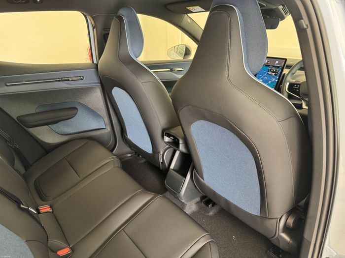 Volvo EX30 2026