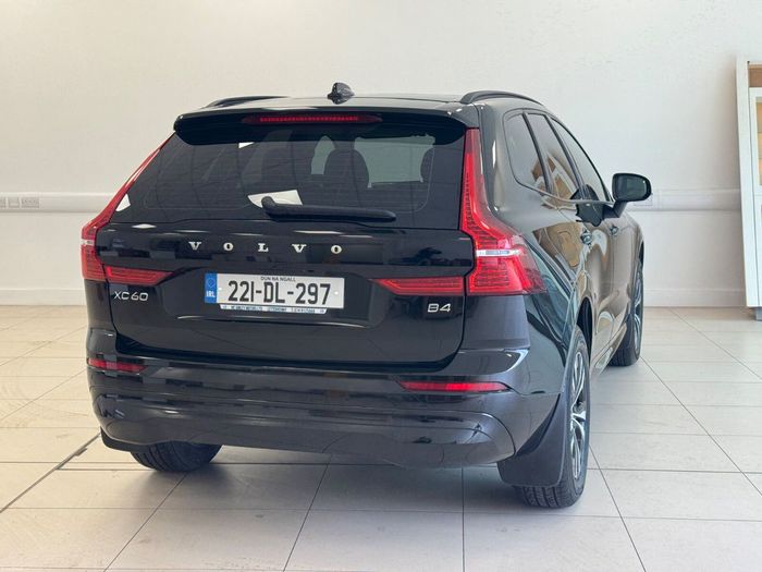 Volvo XC60 2022