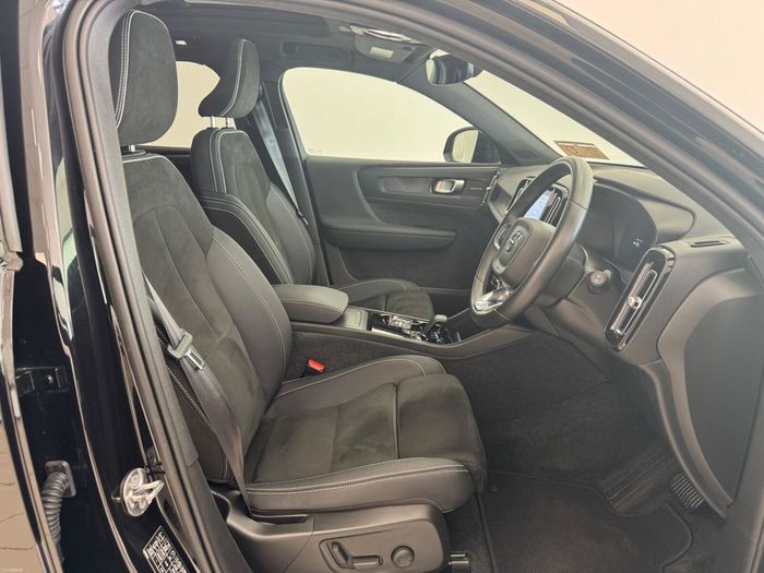 Volvo XC40 2023