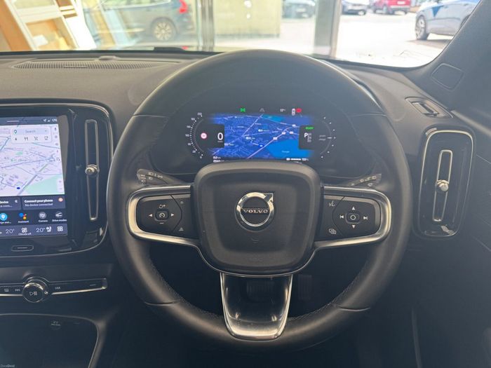 Volvo XC40 2023