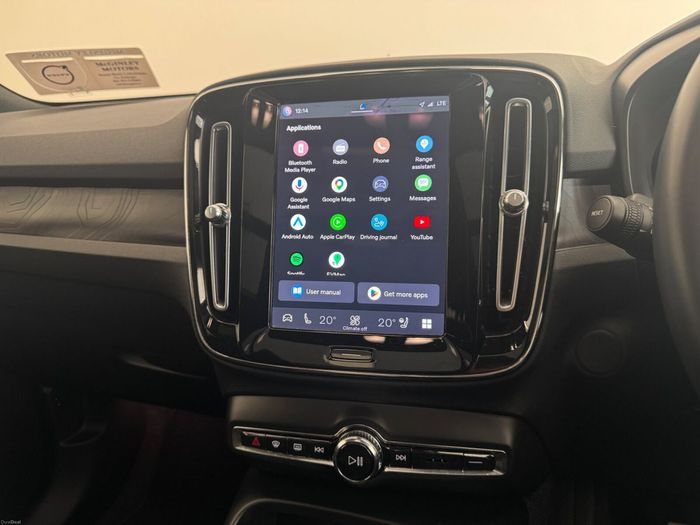 Volvo XC40 2023