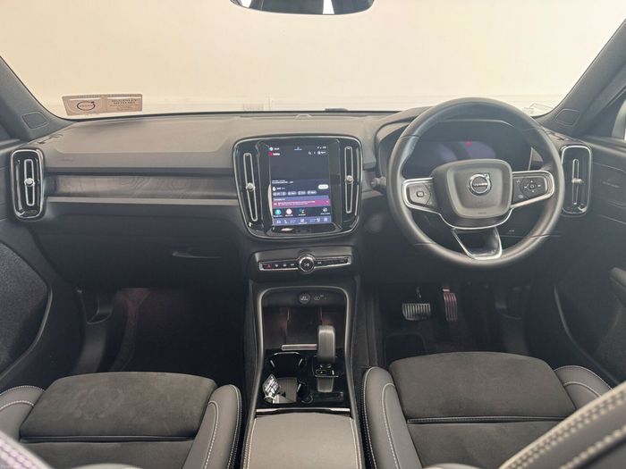 Volvo XC40 2023