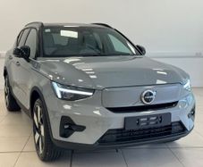 Volvo EX40 2026