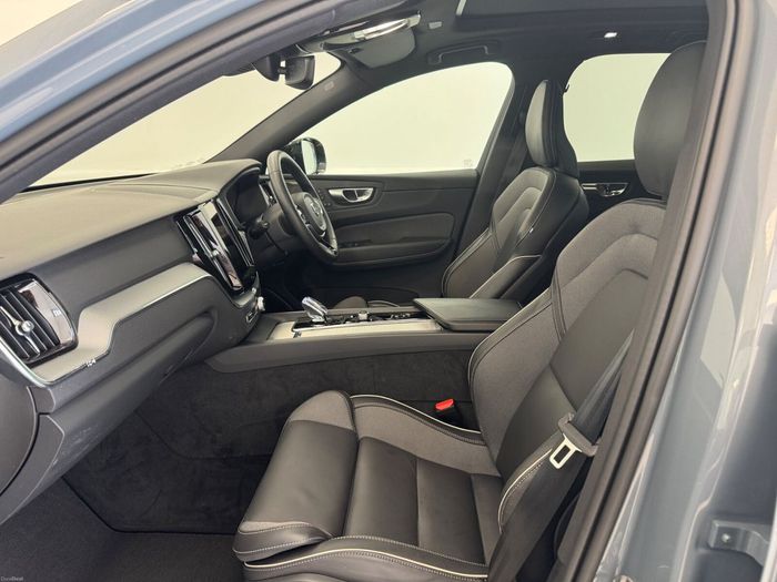 Volvo XC60 2024