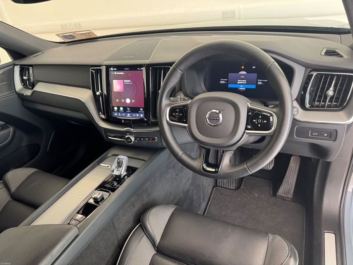 Volvo XC60 2024