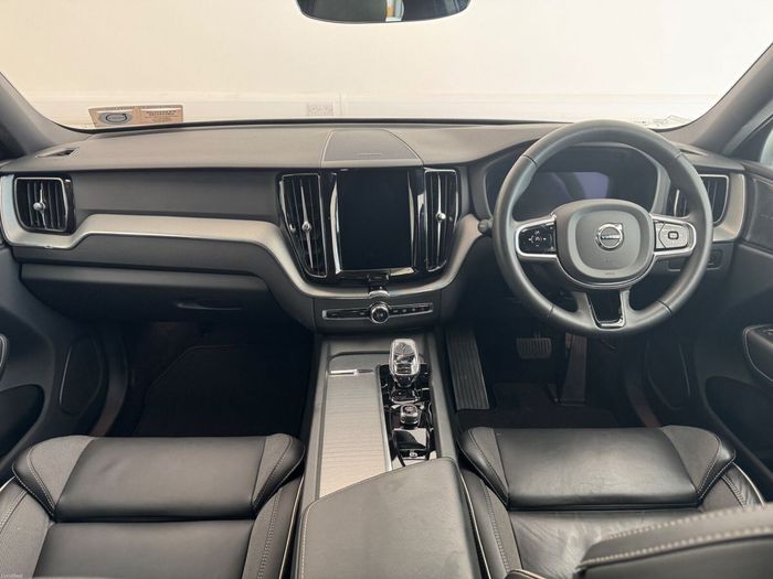Volvo XC60 2024