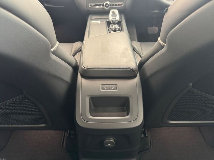 Volvo XC60 2024