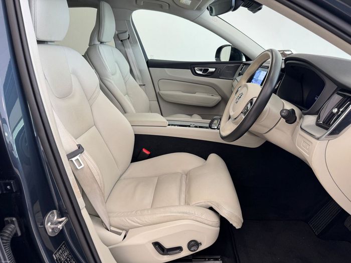Volvo XC60 2024