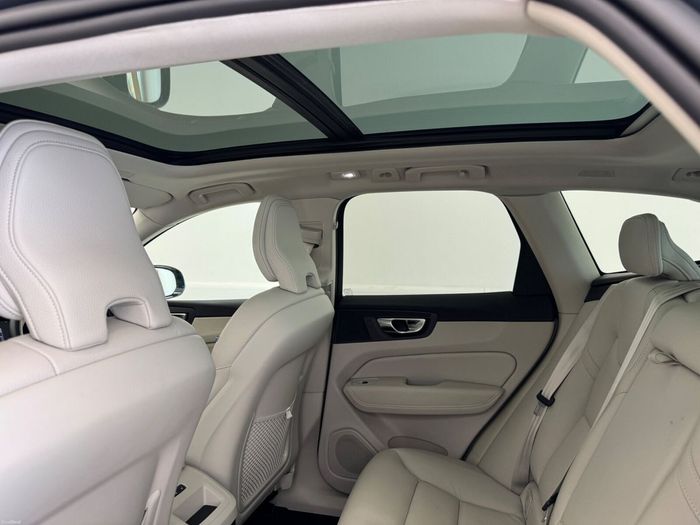 Volvo XC60 2024
