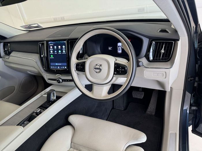 Volvo XC60 2024
