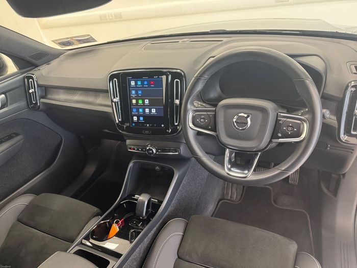 Volvo XC40 2022