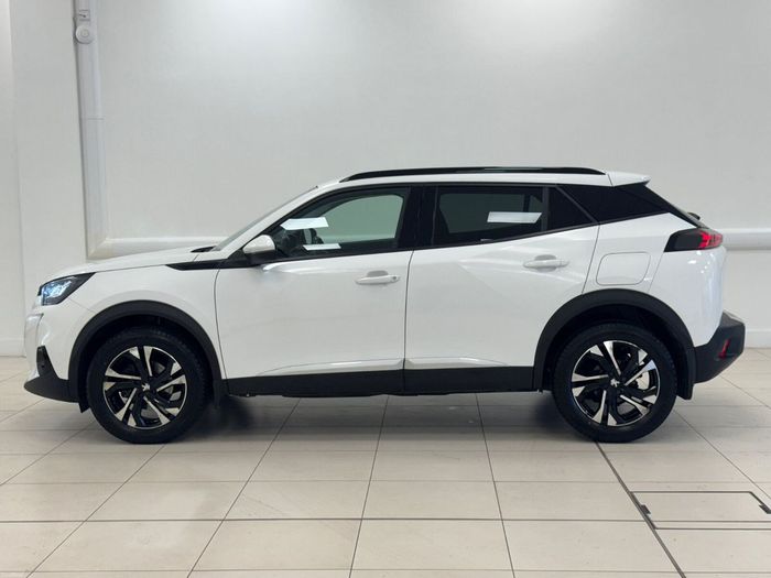 Peugeot 2008 2021