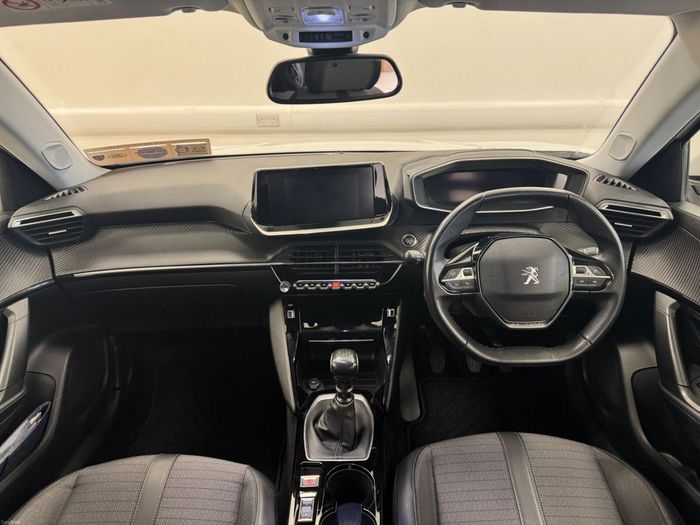 Peugeot 2008 2021