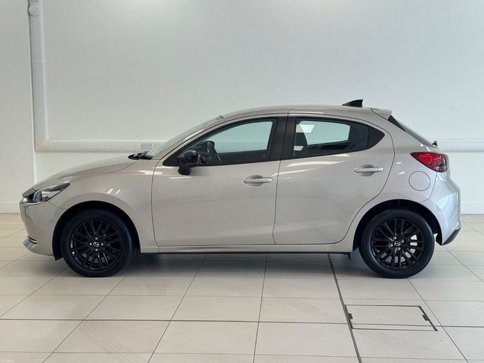 Mazda 2 2023