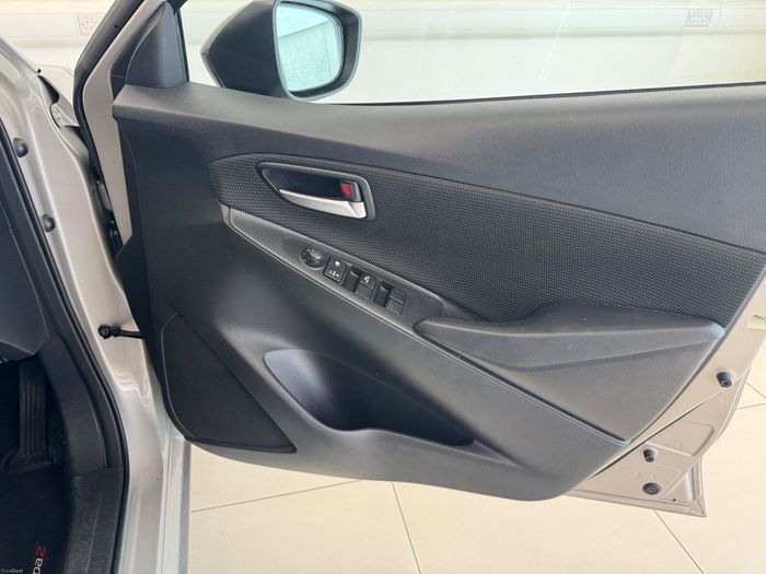 Mazda 2 2023