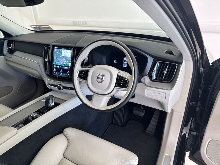 Volvo XC60 2024