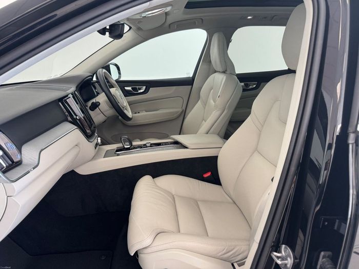 Volvo XC60 2024