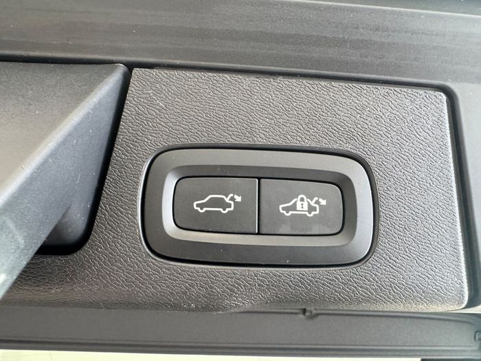 Volvo XC60 2024