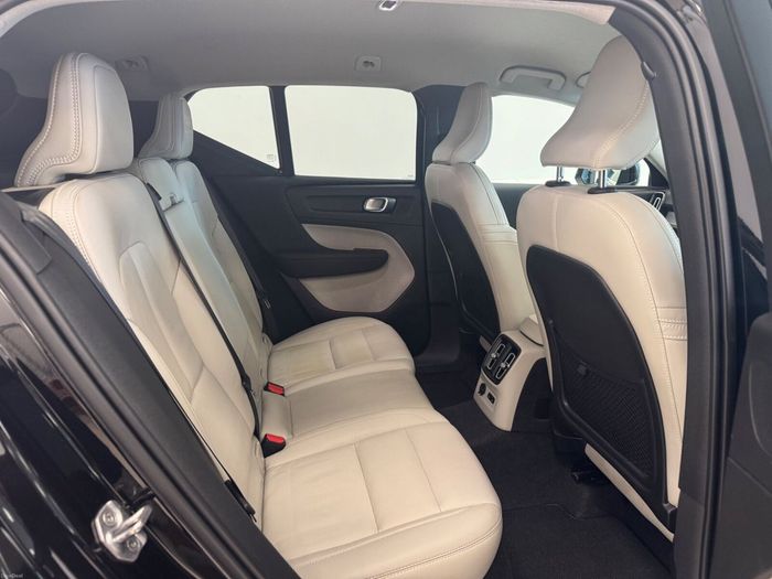 Volvo XC40 2021