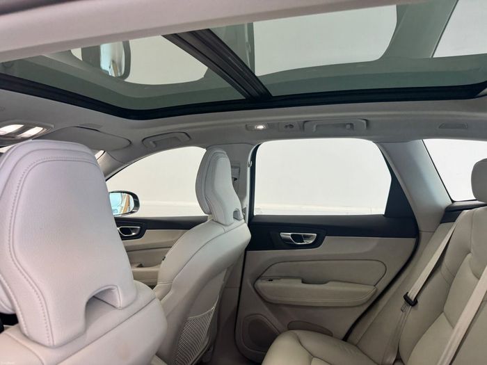 Volvo XC60 2023