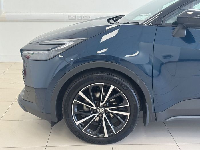 Toyota C-HR 2024