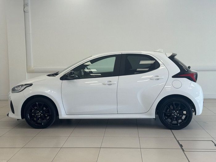 Mazda 2 2025