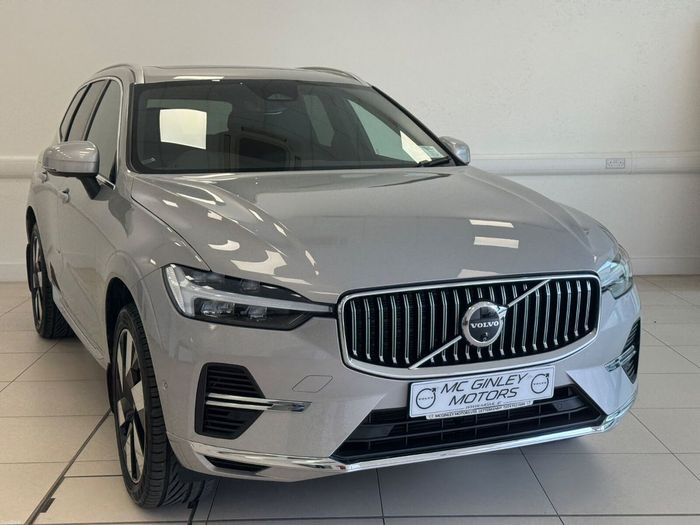 Volvo XC60 2025