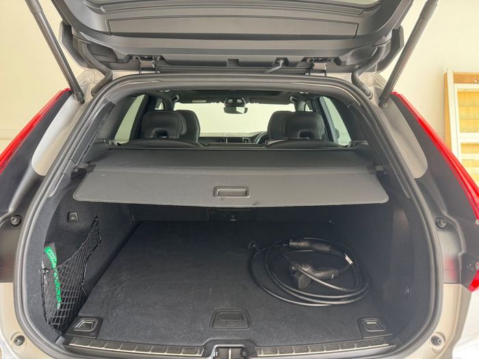 Volvo XC60 2025