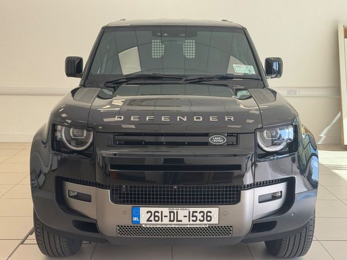 Land Rover Defender 2026