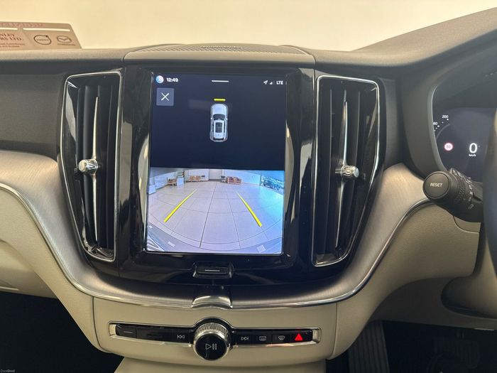 Volvo XC60 2022