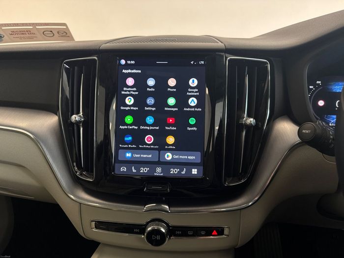 Volvo XC60 2022