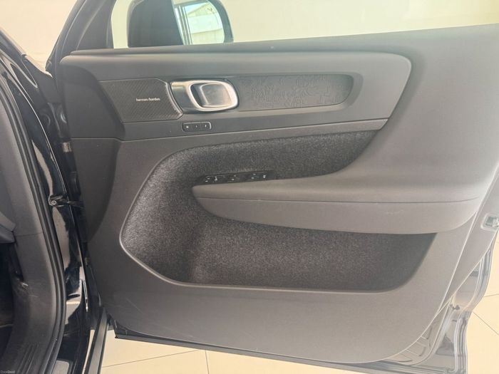 Volvo C40 2023