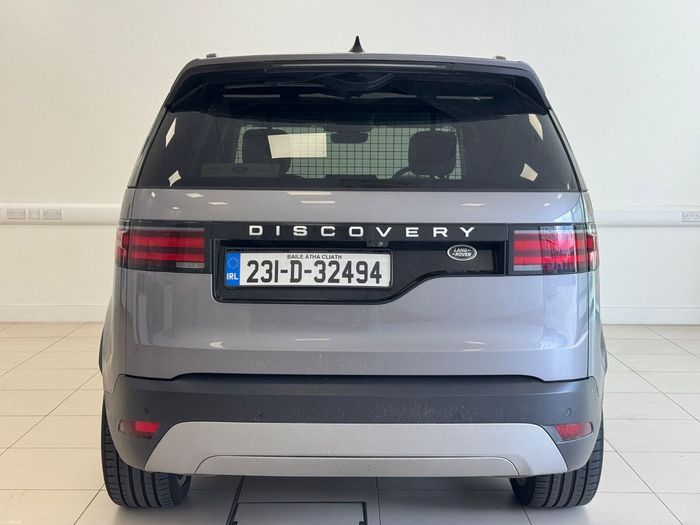 Land Rover Discovery 2023