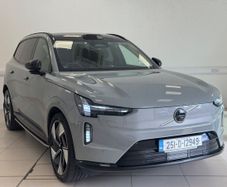 Volvo EX90 2025