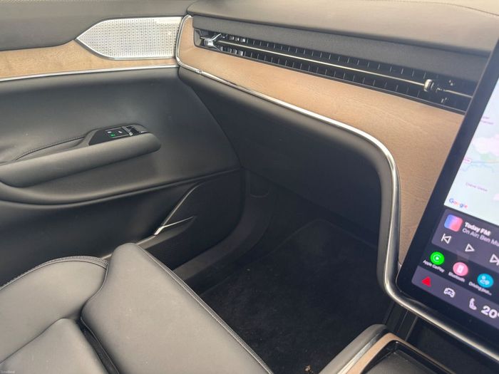 Volvo EX90 2025
