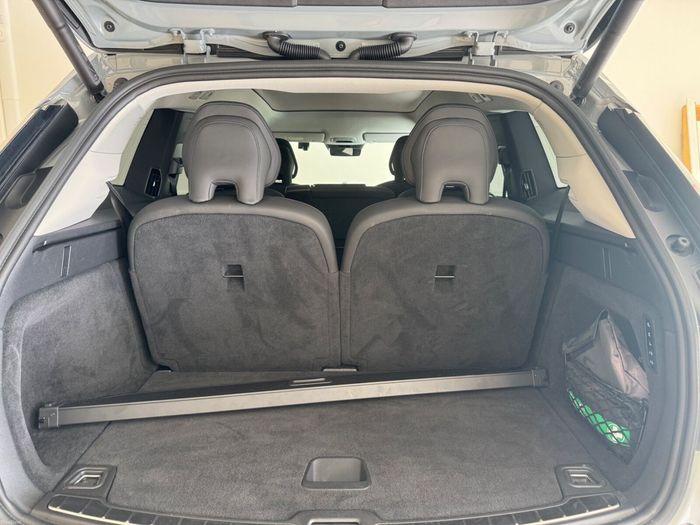 Volvo EX90 2025