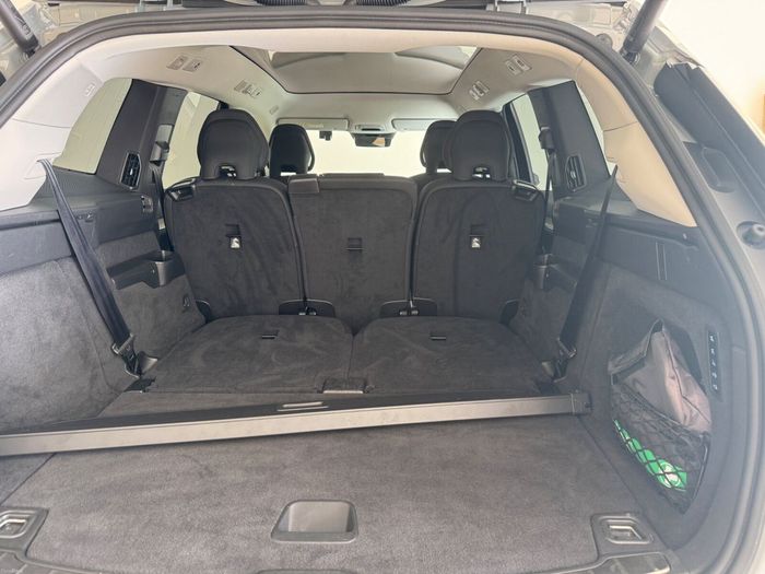 Volvo EX90 2025