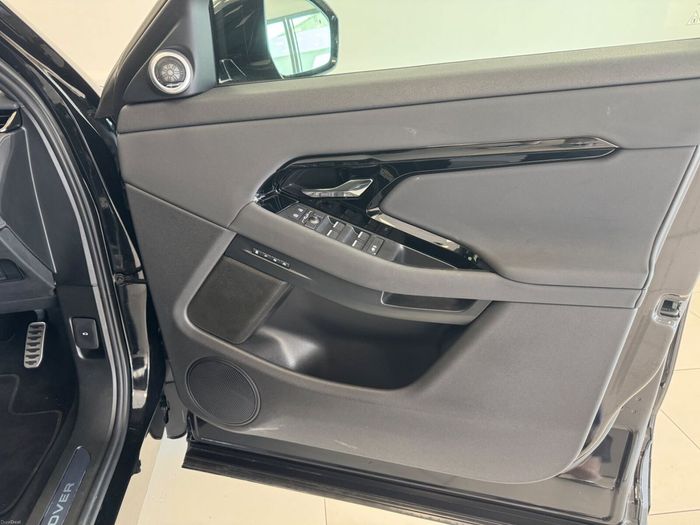Land Rover Range Rover Evoque 2026