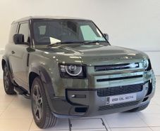 Land Rover Defender 2026