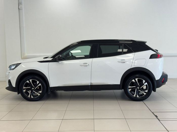 Peugeot 2008 2021