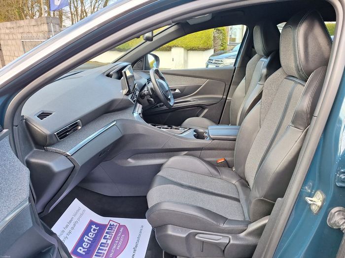 Peugeot 3008 2023