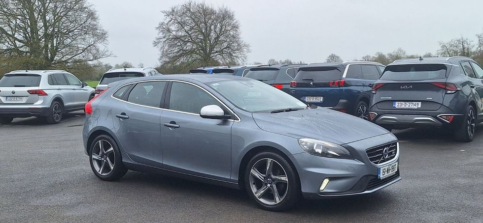 Volvo V40 2015