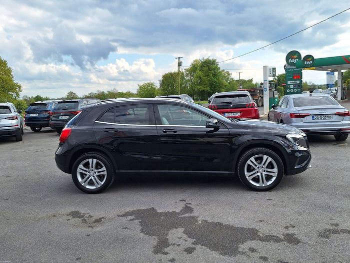 Mercedes-Benz GLA 2016