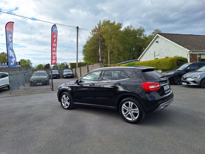 Mercedes-Benz GLA 2016