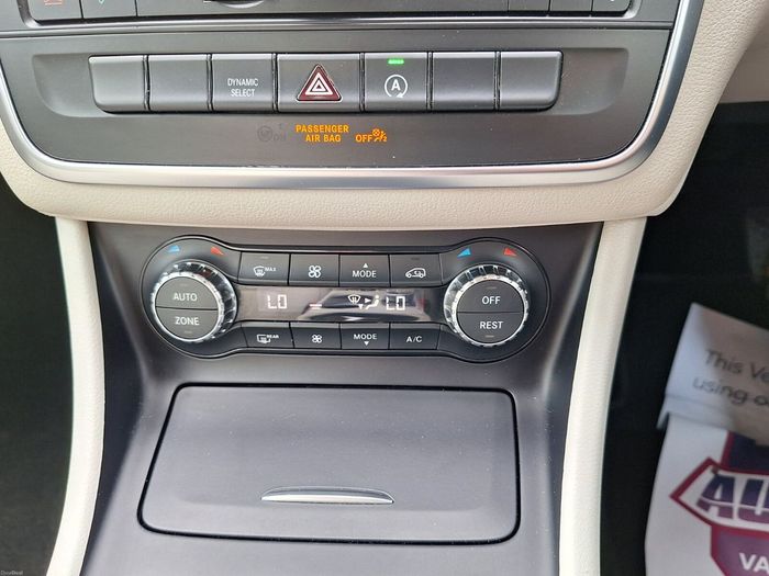 Mercedes-Benz GLA 2016