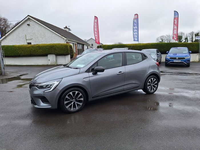Renault Clio 2023