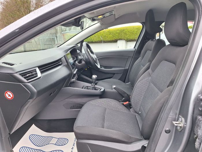 Renault Clio 2023